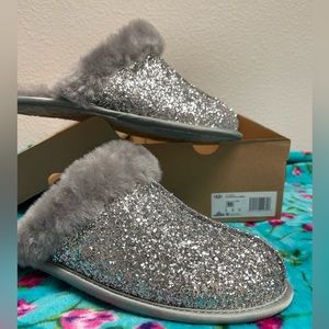 Ugg Scuffette II Cosmos Slippers New In Box